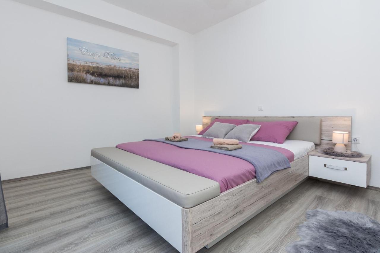 Sukošan Apartments Marko מראה חיצוני תמונה