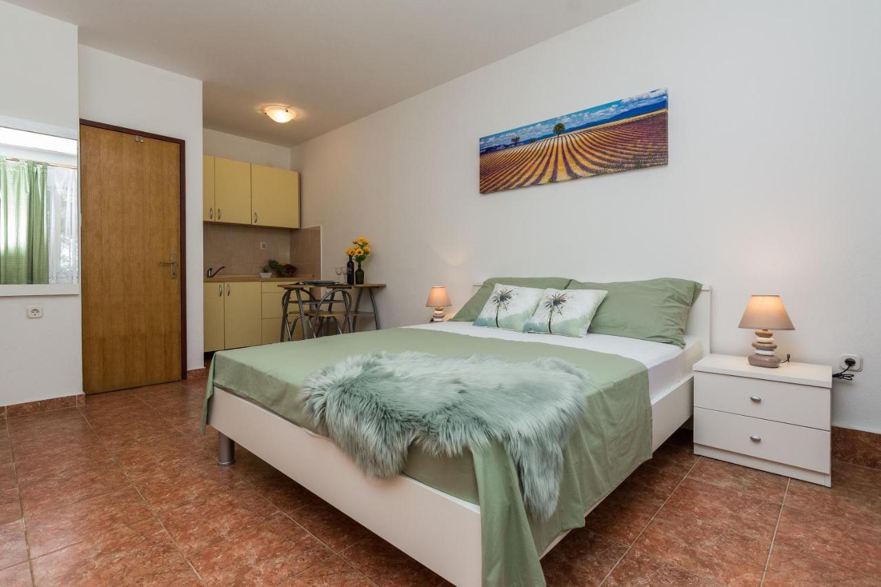 Sukošan Apartments Marko מראה חיצוני תמונה